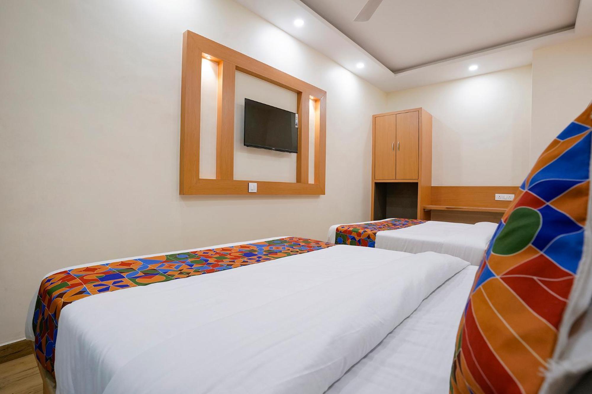 Fabhotel 7 Square - Nr Bkc Мумбаи Экстерьер фото
